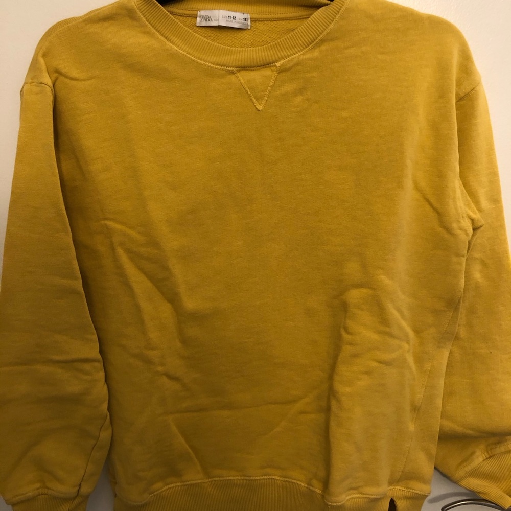 Zara Yellow Crewneck Pullover XS